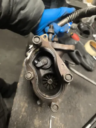 Turbina Mitsubishi 49177-02410 TD04