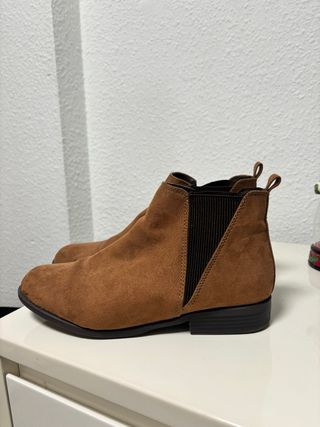 Botines marrones de ante