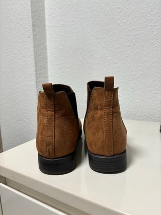Botines marrones de ante