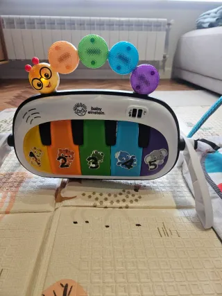 Gimnasio bebé Musical Baby Einstein Kickin’ Tunes