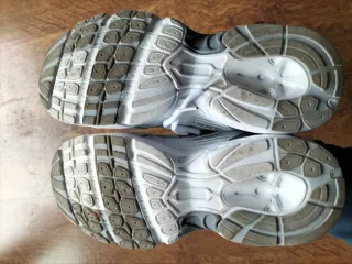 Zapatillas New Balance Plata/Blanco