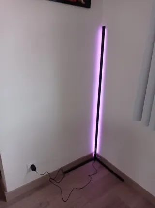 Lámpara de esquina LED multicolor