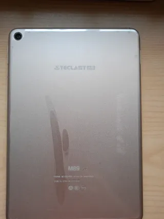 Tablet Teclast M89 Pro + cargador + funda