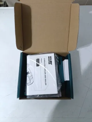 Clavadora inalámbrica +3000 grapas + 500 clavos