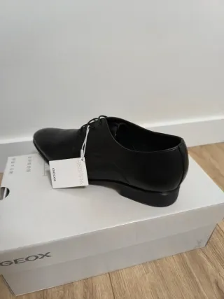 Zapatos Geox vestir negros Talla 42 nuevos