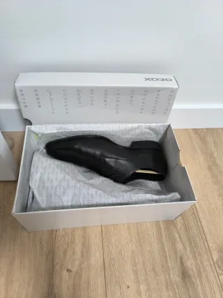 Zapatos Geox vestir negros Talla 42 nuevos
