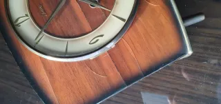 Reloj de mesa antiguo madera