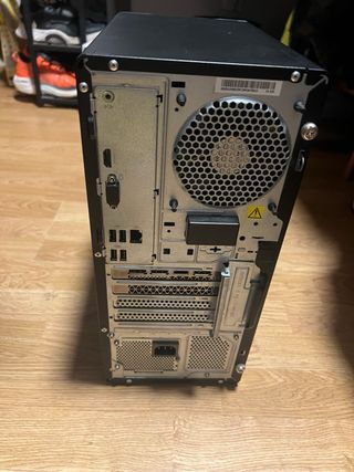 PC Sobremesa Lenovo LOQ 17IRB8 Negro