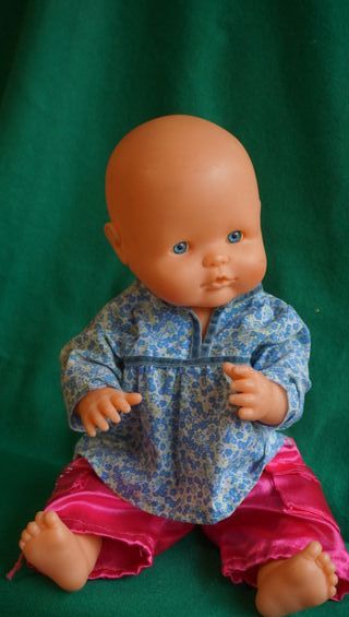 Diversi giocattoli di bambole, vedi foto per misure e dettagli