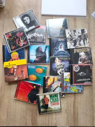 Lote cajas CDs Originales (Sin CD)