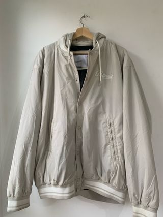 Chaqueta Bershka Beige Talla M