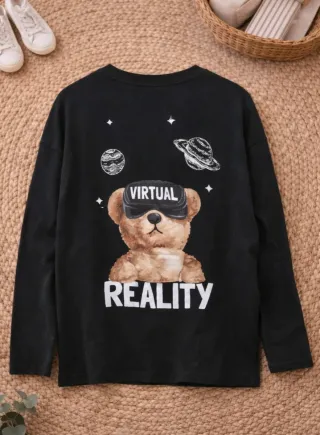 Camiseta negra estampada espacio