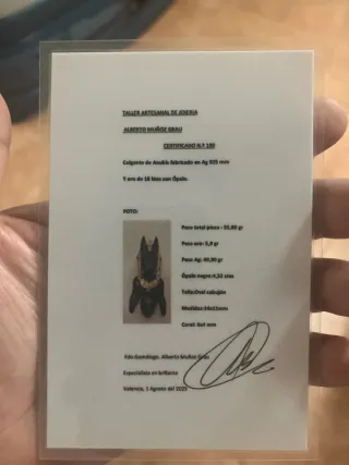 Ópalo Negro Colgante Anubis Oro 18k