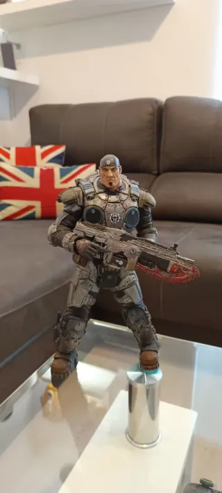 Figura Marcus Fénix Gears of War 30cm