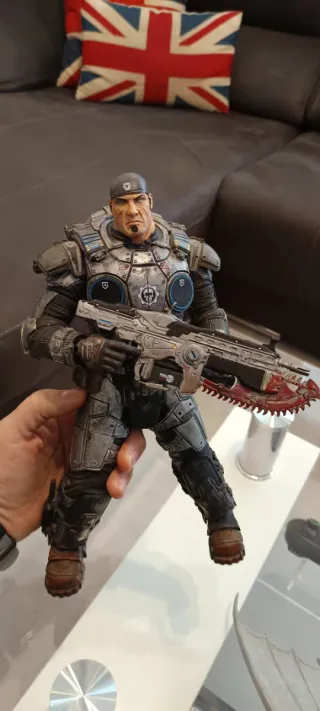 Figura Marcus Fénix Gears of War 30cm