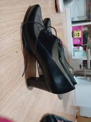 Tacones Acosta Negro y Gris