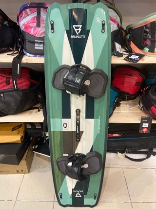 Tabla Brunotti Youri Zoon Pro Marshall 137x40.5