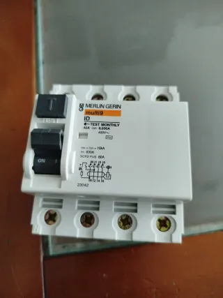 Merlin Gerin ID multi9 Diferencial 40A 30mA