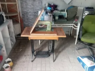 Máquinas de coser Alfa y Sigma