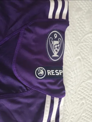 C. Real Madrid Morada Higuain