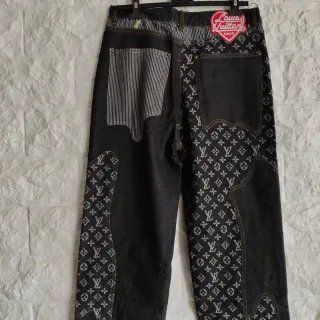 Jeans Louis Vuitton Unisex Nero/Grigio taglia 42