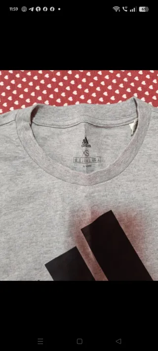 T-shirt Adidas Grigia