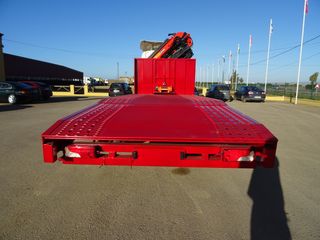 Scania G 440-CAMIONES PORTAMAQUINARIAS