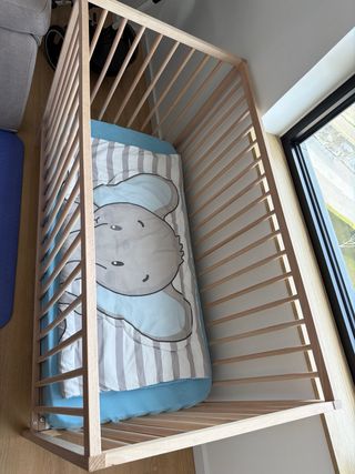 Cuna con colchón 60x120