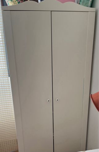 Armario ropero de madera blanco