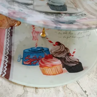 Alzatina 3 piani in vetro decorato e metallo oro