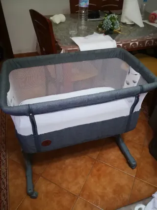 Minicuna colecho gris