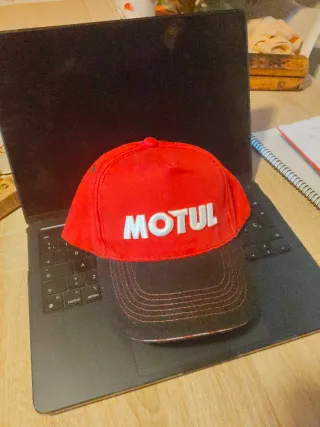 Gorra motul