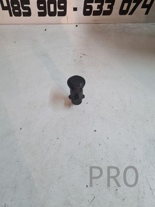 Adaptador Piña remolque 12 v