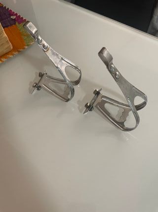 Calapiés con correas "Brevete SGDG AFA"