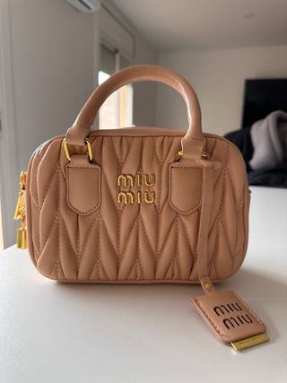 Borsa Miu Miu Beige e Dorato