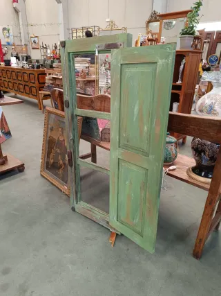 Contraventana vintage madera