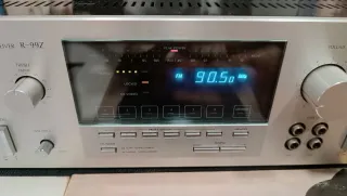 Amplificador Sansui R-99Z
