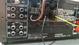 Amplificador Sansui R-99Z