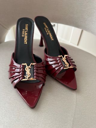 Chanclas Saint Laurent Mujer Rojo y Dorado