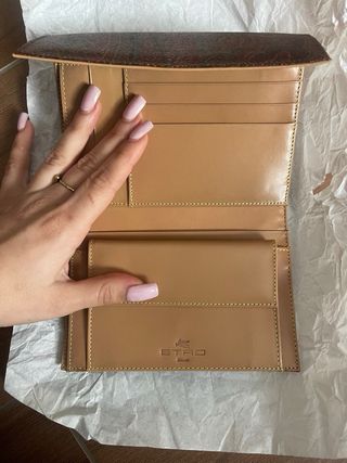Nuovo senza scatola  Portafoglio trifold di Etro
