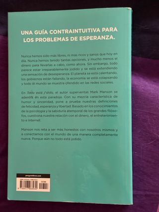 Todo está jodido: Un Libro sobre la esperanza /...