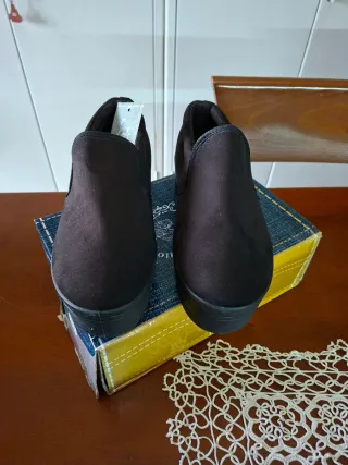 Scarpe donna scamosciate nere