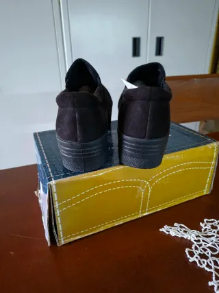 Scarpe donna scamosciate nere