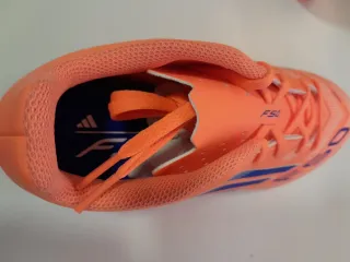 Scarpe da calcio Adidas F50 per bambini, taglia 38