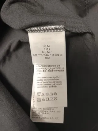 Camiseta Calvin Klein Negra