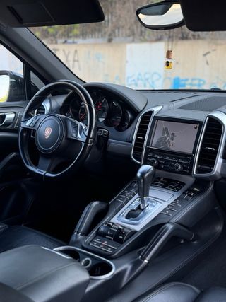 Porsche Cayenne 2010