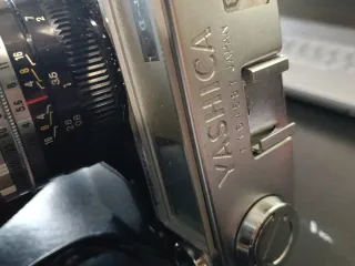 Cámara Yashica Minister D Telemétrica.