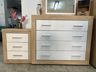 Cómoda beige blanca - NUEVA - ENVIO GRATIS - 98cm