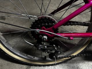 Bicicleta niña morada