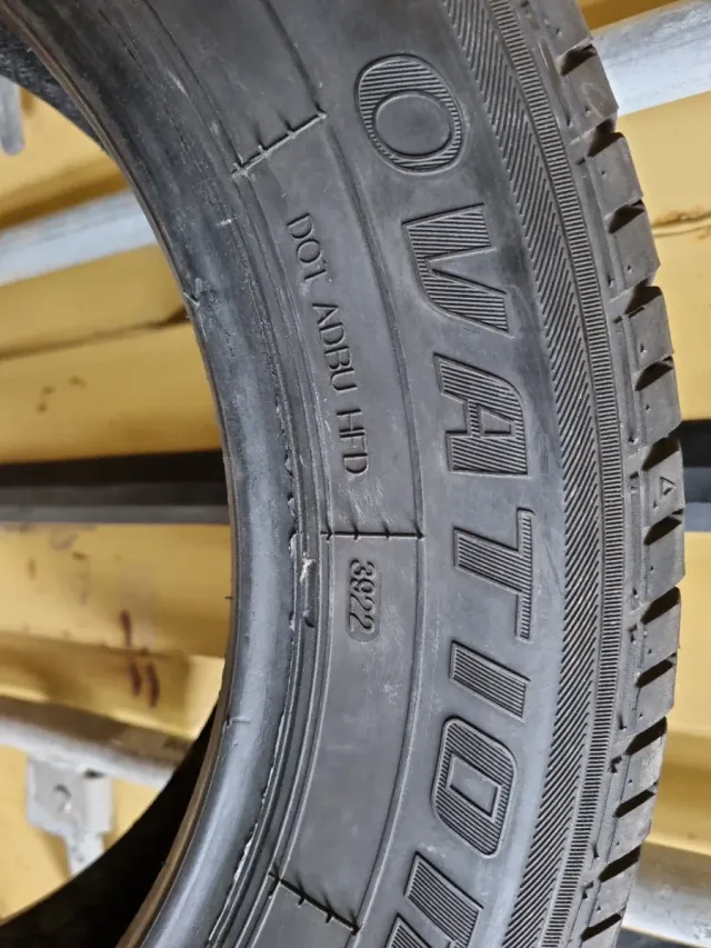 Vendo 1 Neumático de furgoneta en perfecto estado